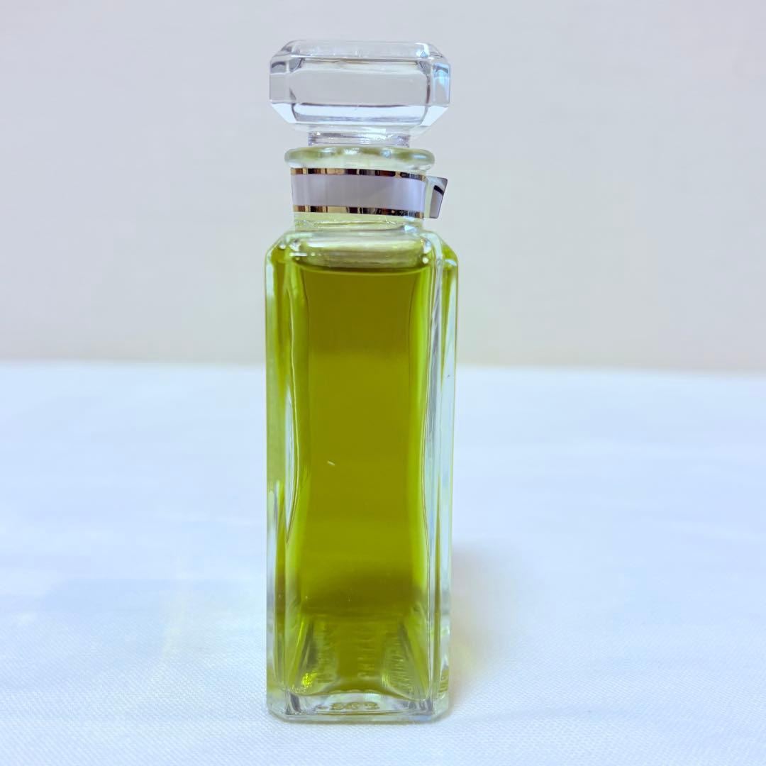 ねずみたち新品　シャネル N°19 オーデパルファム EDP 50ml
