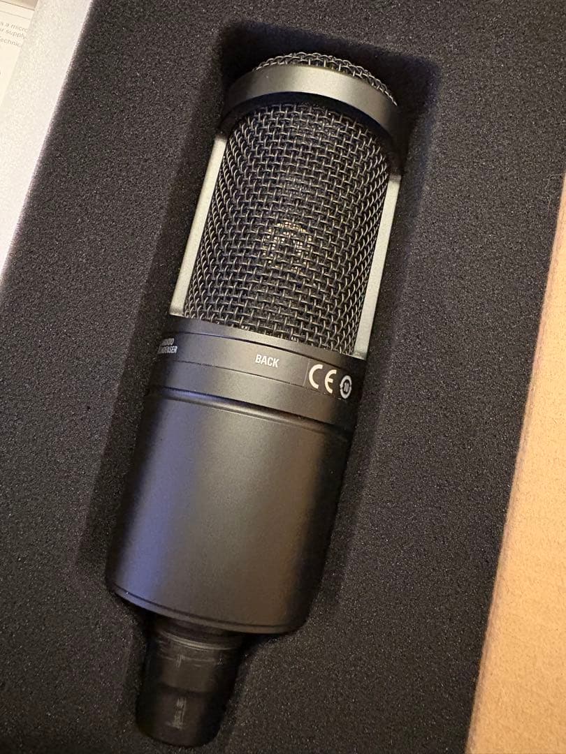 audio-technica AT2020 コンデンサーマイク　箱、ケースあり