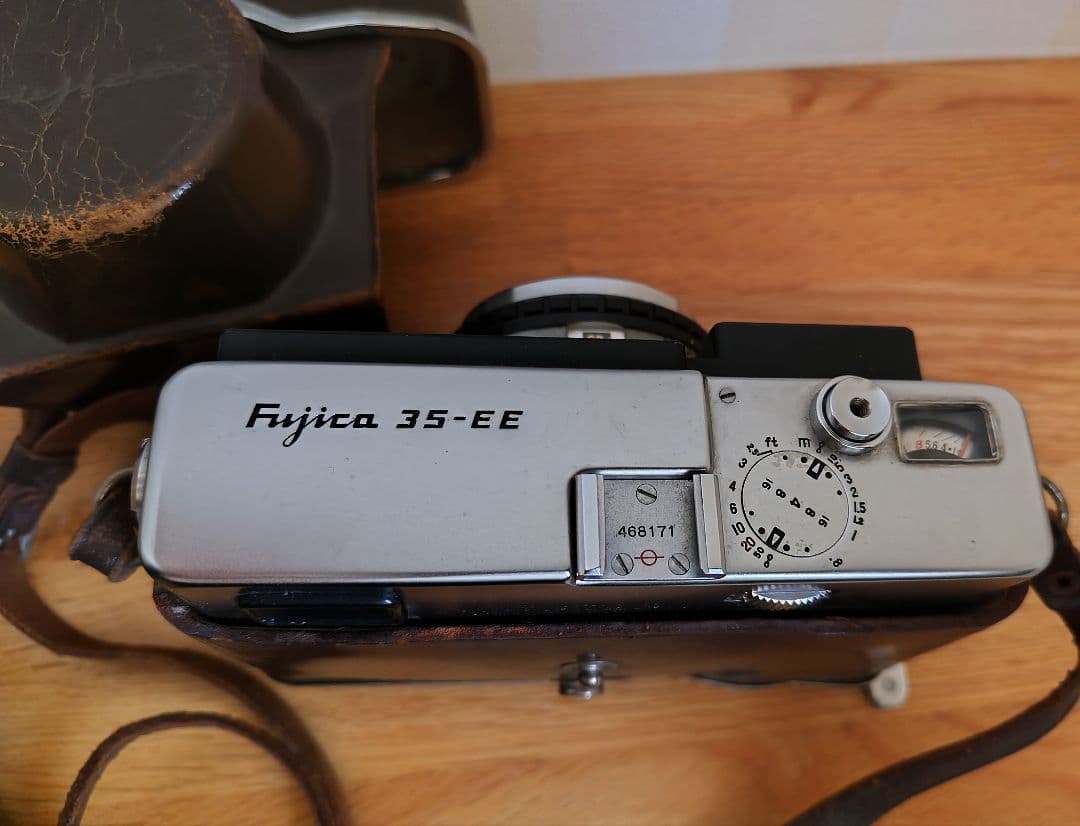 レトロ アンティーク カメラ Fujica 35-EE 1960年代 ケース付き
