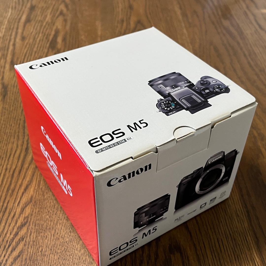Canon EOS M5 ボディのみ