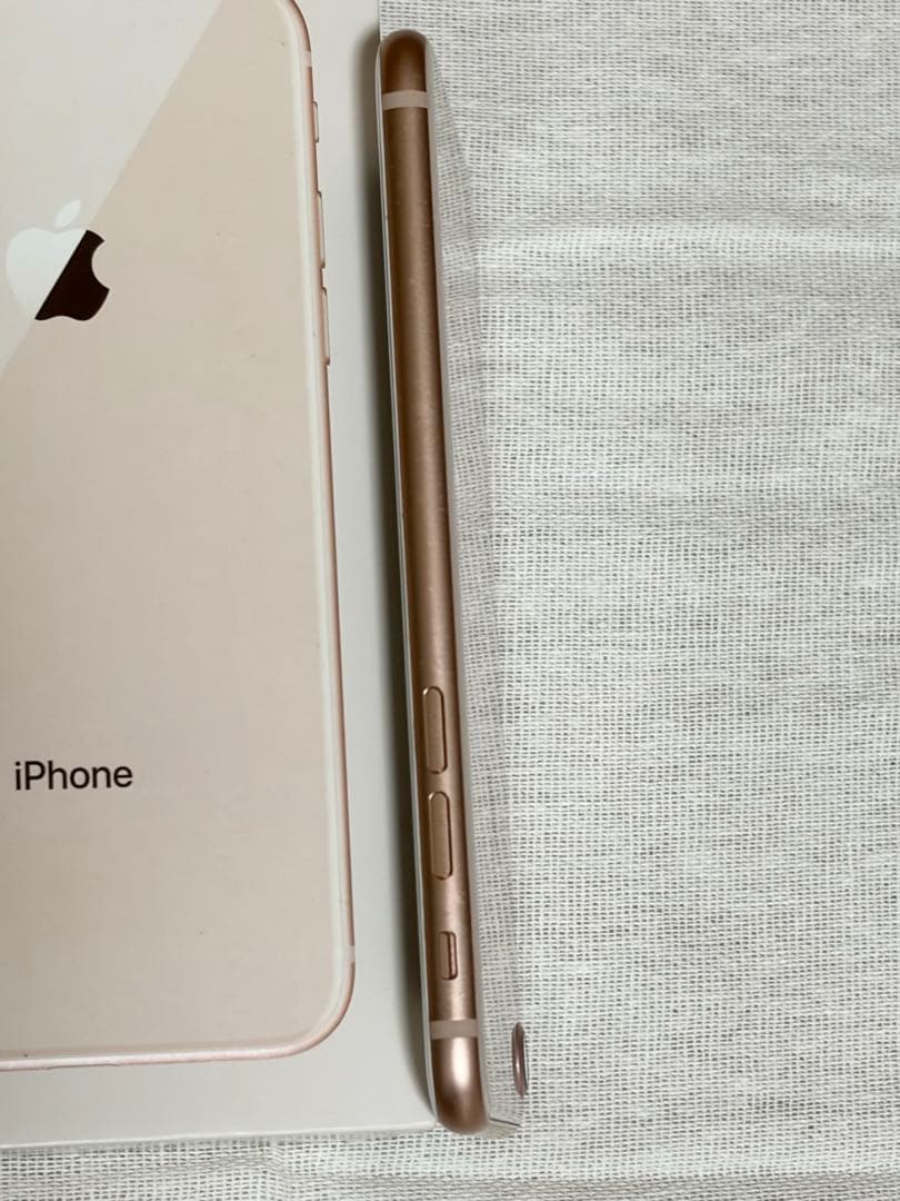 iPhone8 64GB 美品　未使用フィルム付　ピンクゴールド　simフリー