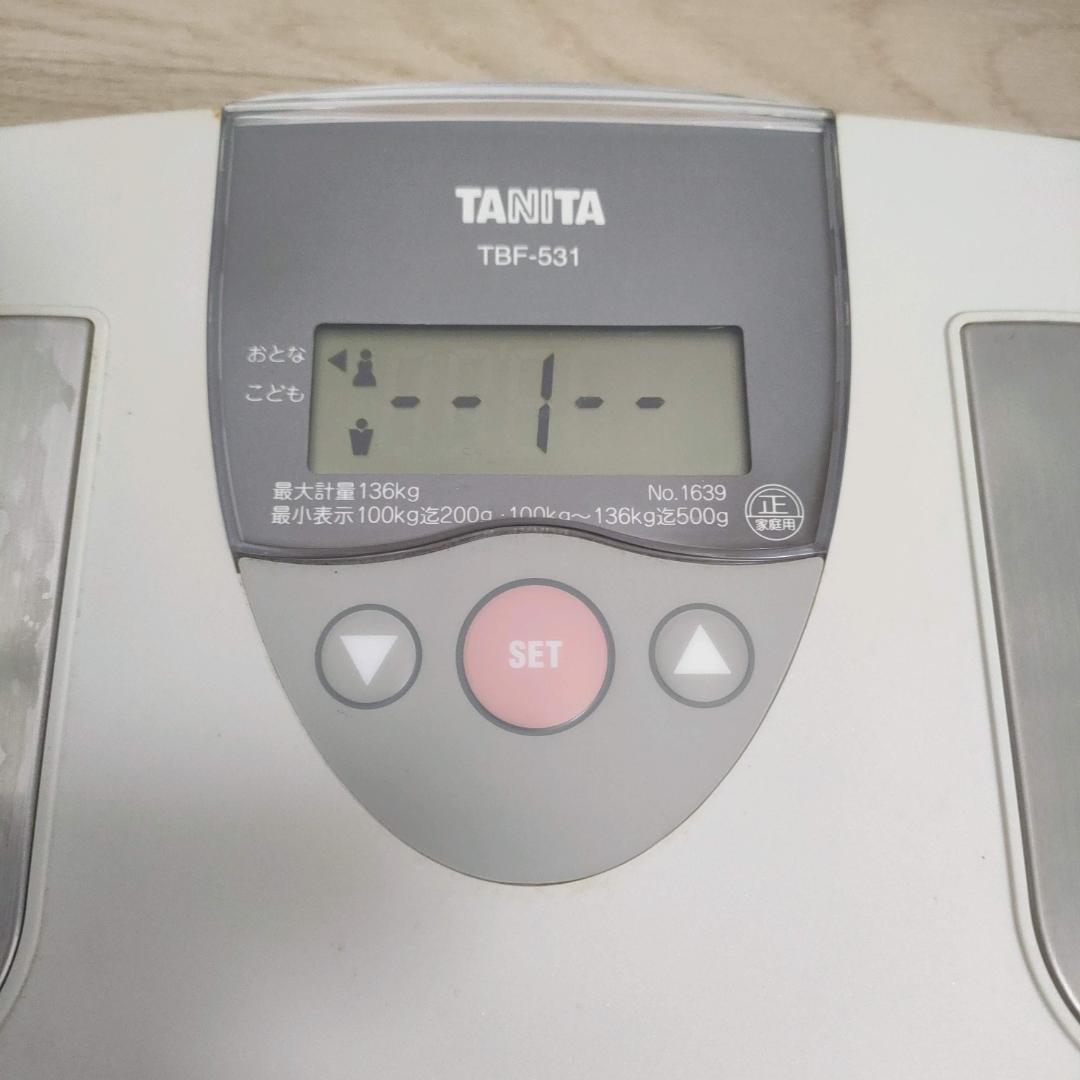 【ジャンク】TANITA TBF-531 タニタ体脂肪計　匿名配送