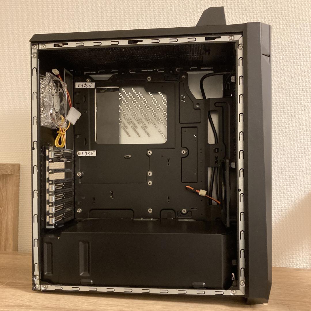 【ASUS ROG】Strix GA15 ゲーミングPCケース ATX対応