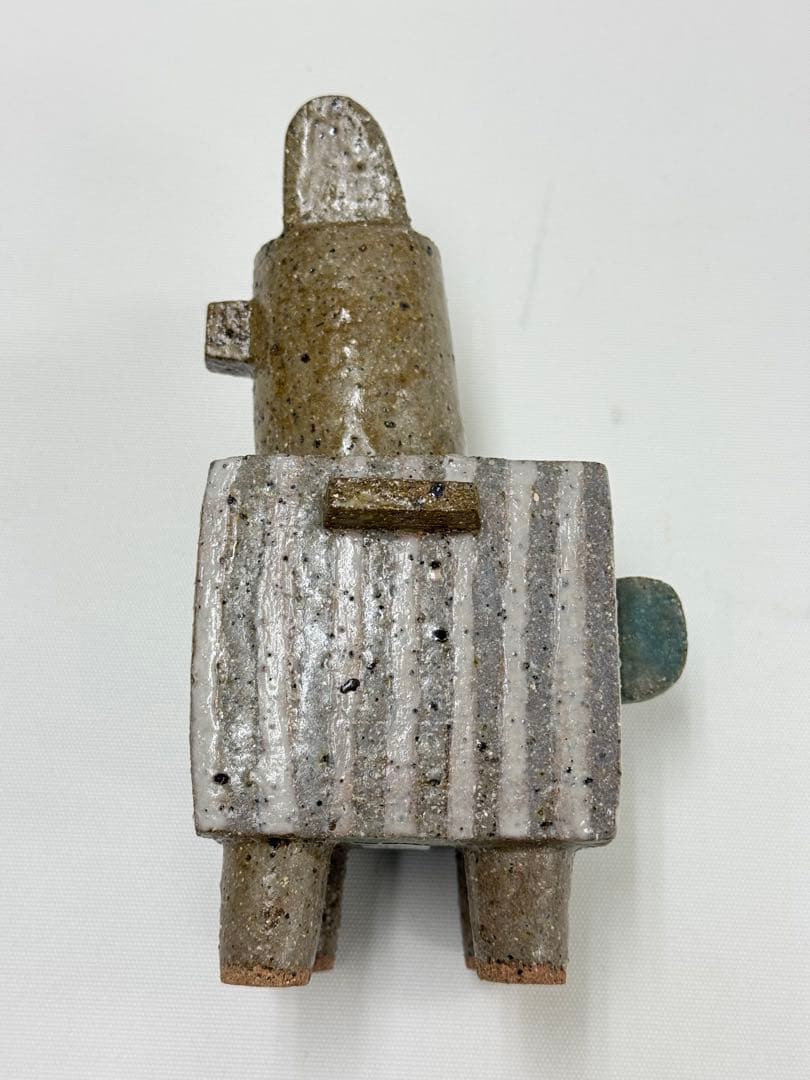 【未使用】陶器　花器　筆立て　アルパカ風　石川深雪作