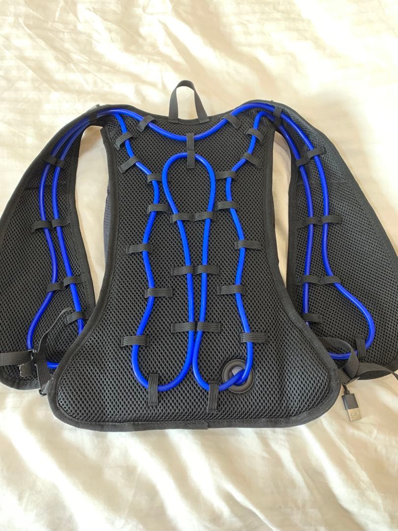 美品 YAMAZEN 水冷服 ダイレクトクール プロ仕様 DC-B04SE(B)