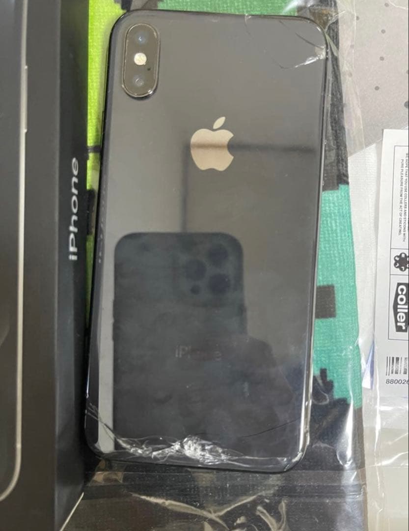 Apple iPhone X 256GB スペースグレー