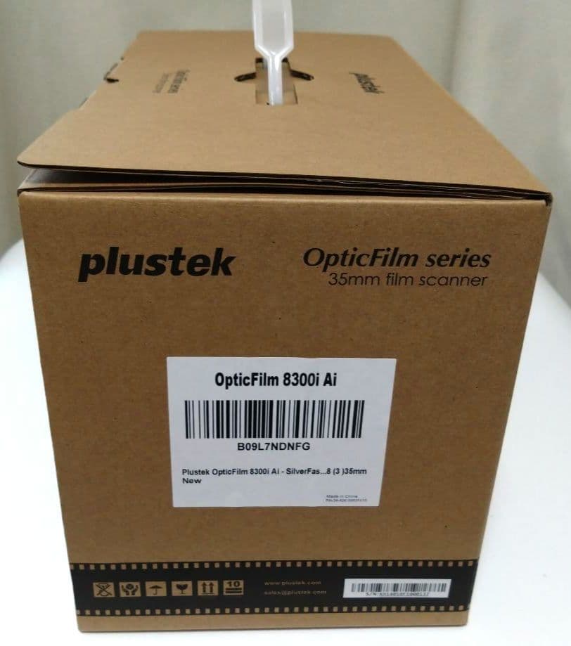 plustek OpticFilm 8300i Ai 35mmフィルムスキャナー