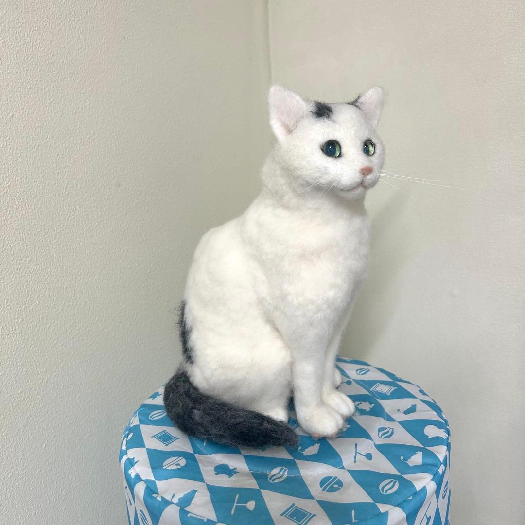 羊毛フェルト猫 ・白黒ねこ・ハンドメイド