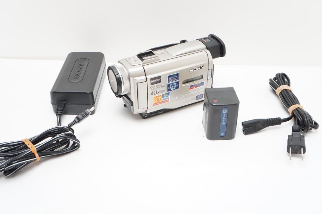 ＜動作＞SONY DCR-TRV10 miniDV ビデオカメラ