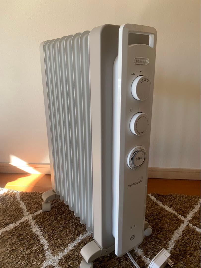 【値下げ】DeLonghi オイルヒーター RHJ21F0812