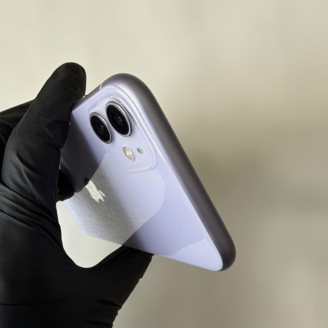 Apple iPhone 11 本体　SIMフリー　箱　コード　傷汚れ無し