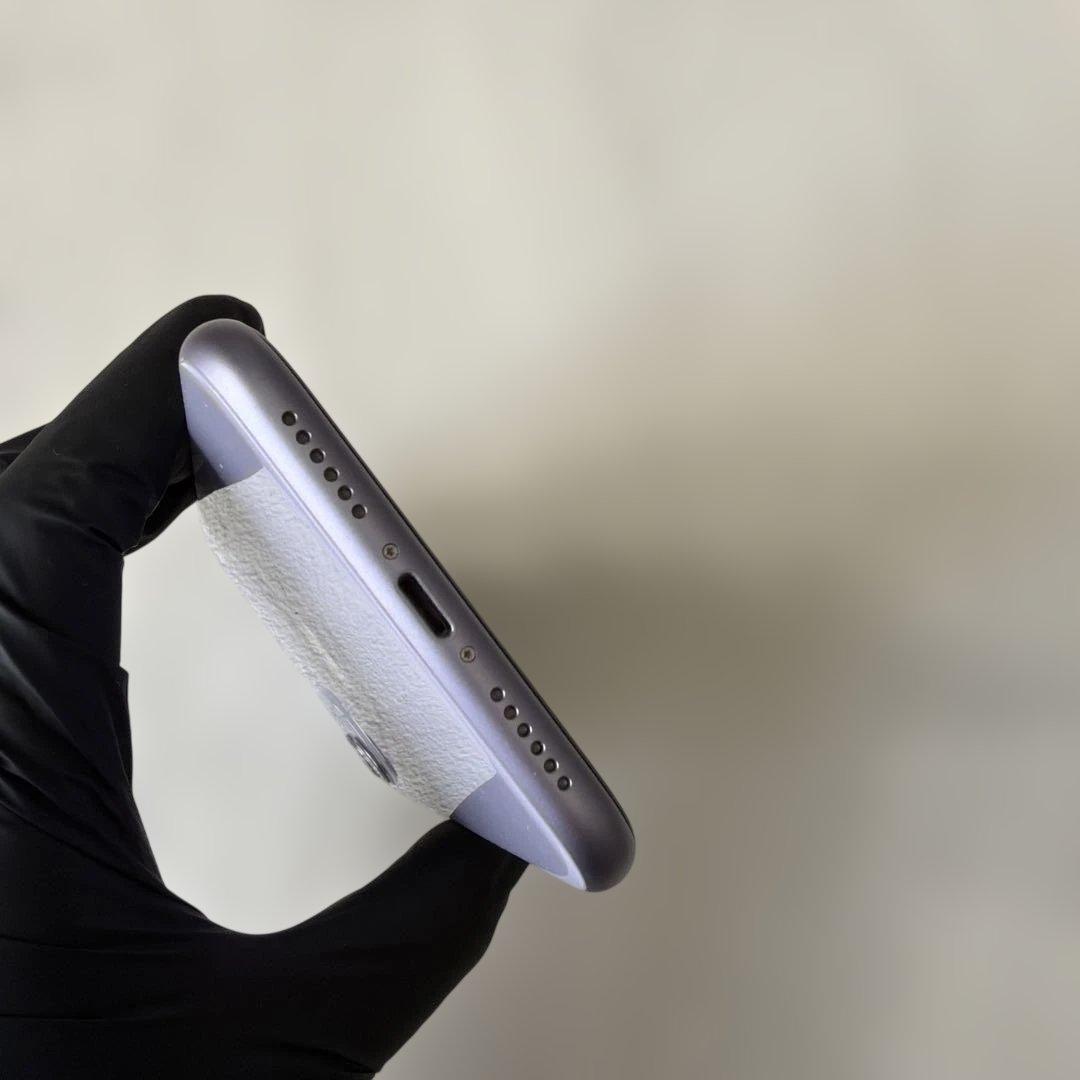 Apple iPhone 11 本体　SIMフリー　箱　コード　傷汚れ無し