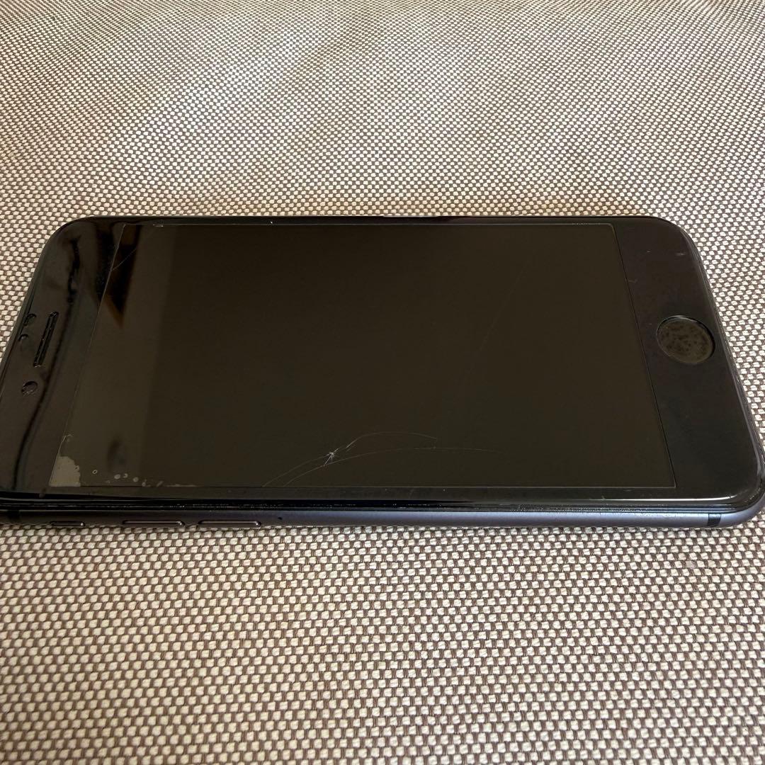 iPhone8本体(機能不良無し)カメラ問題無し