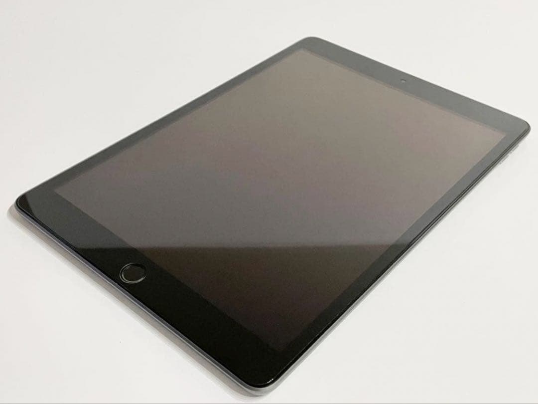 iPad 第7世代 スペースグレイ Wi-Fi 32GB 純正スマートキーボード