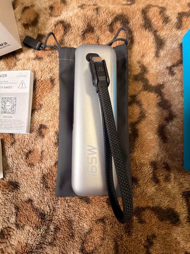 Anker Power Bank (25000mAh巻取り式USB-Cケーブル)