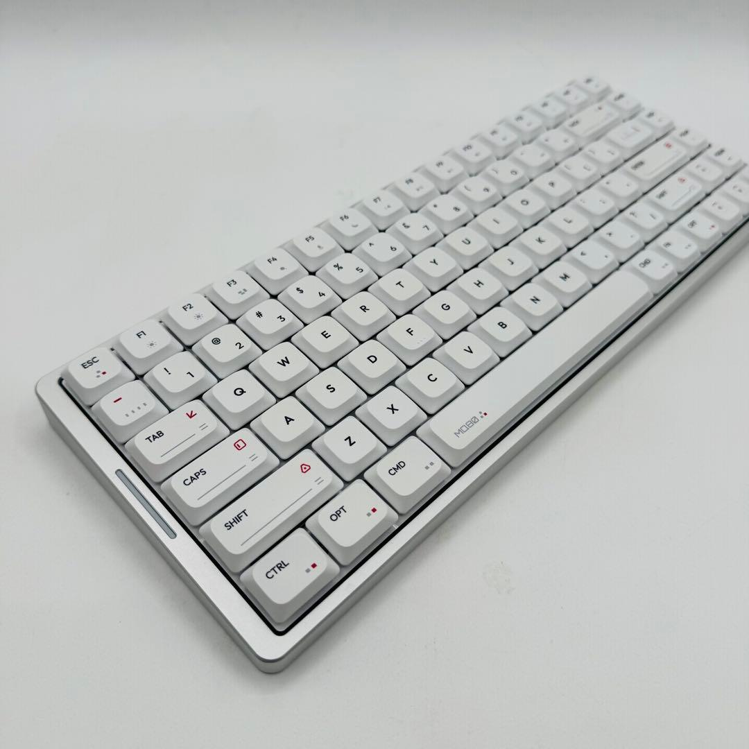 【極美品】IQUNIX MQ80 ロープロファイル メカニカルキーボード