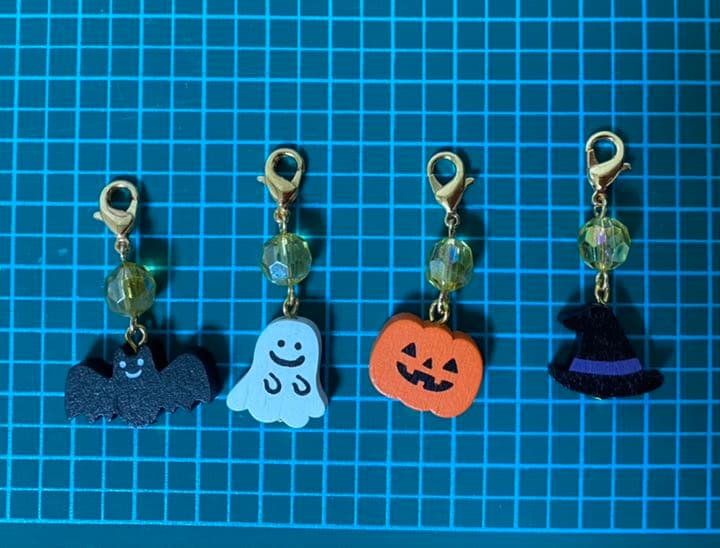 ハロウィンチャーム4つセット　ハンドメイド