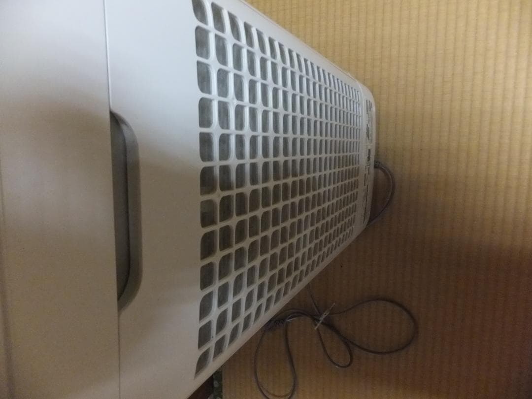 【美】SHARP シャープ 23,080円 加湿空気清浄機　KI-HS40-W