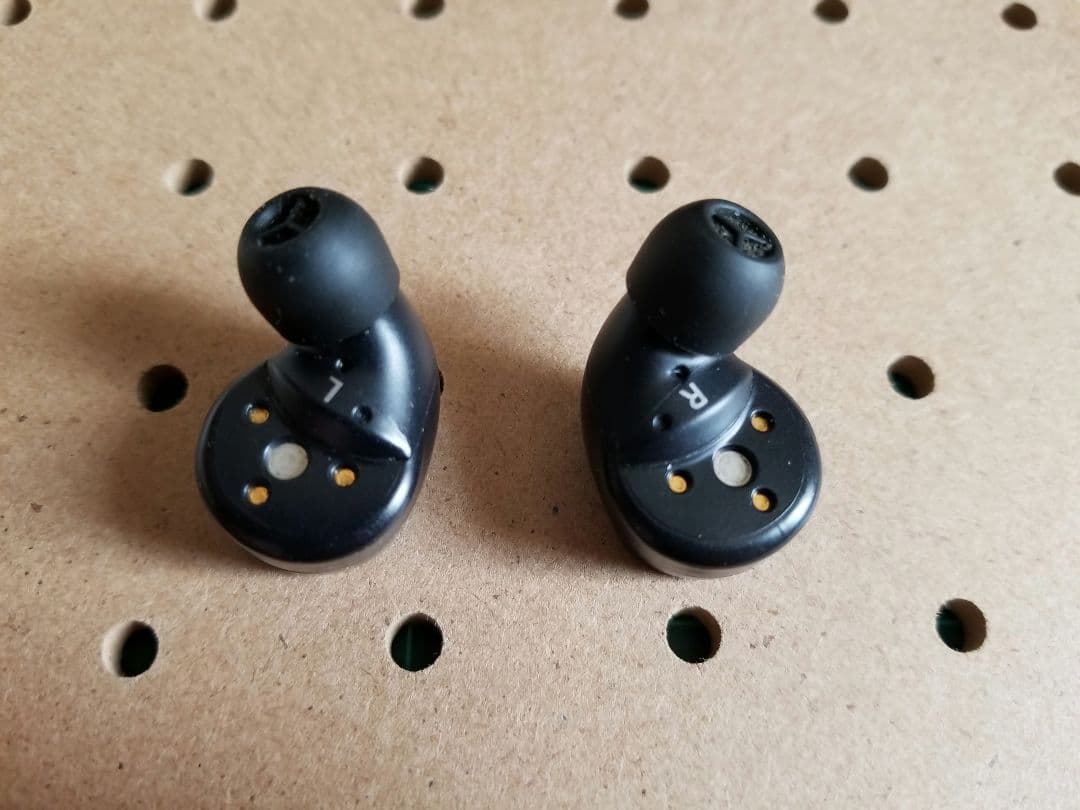 【バッテリー持ち◎ 美品】テクニクス Technics EAH-AZ60 黒