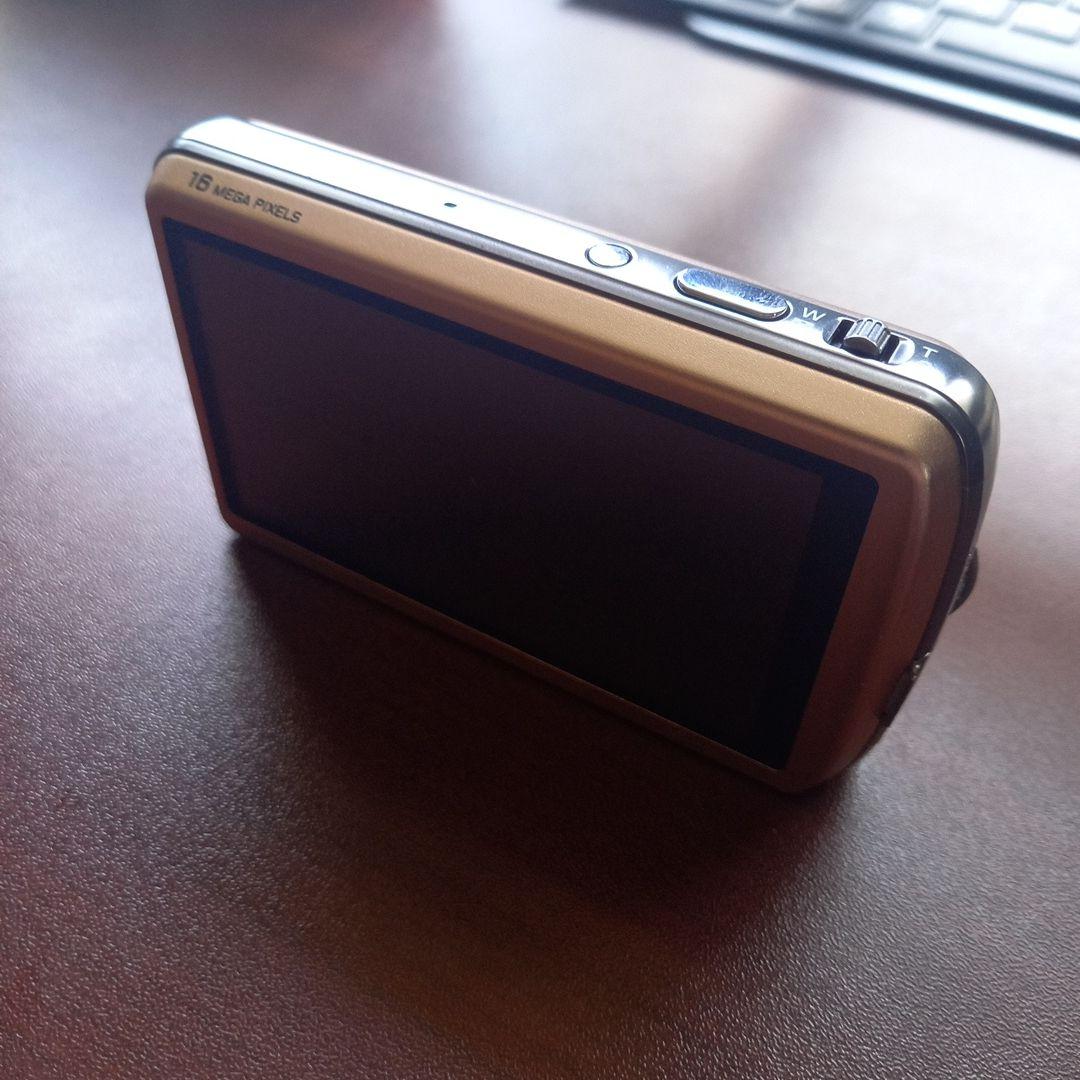 Panasonic LUMIX DMC-FP7 ゴールド　ケース付き　動作確認済