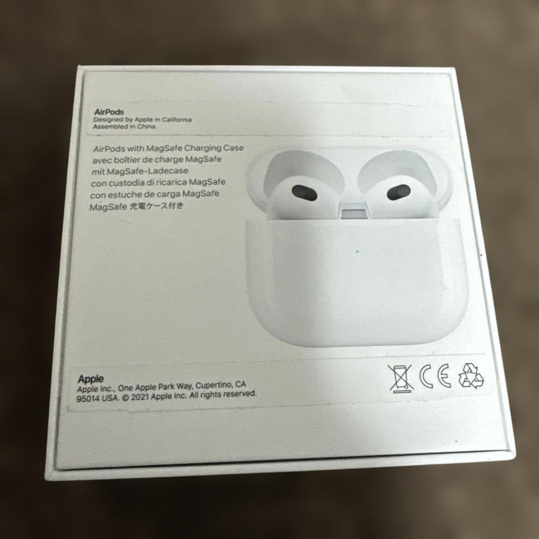 AirPods本体 第3世代 (片耳、ワイヤレスケース) ifaceつき