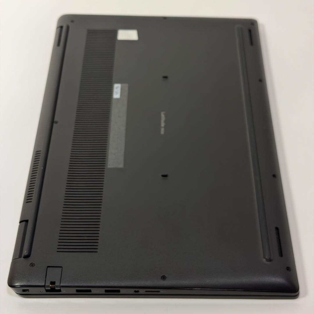 Windowsノート本体 08.Latitude3520 / i5-11/ 16GB/ 512GB
