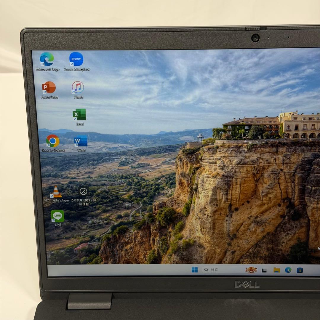 Windowsノート本体 08.Latitude3520 / i5-11/ 16GB/ 512GB