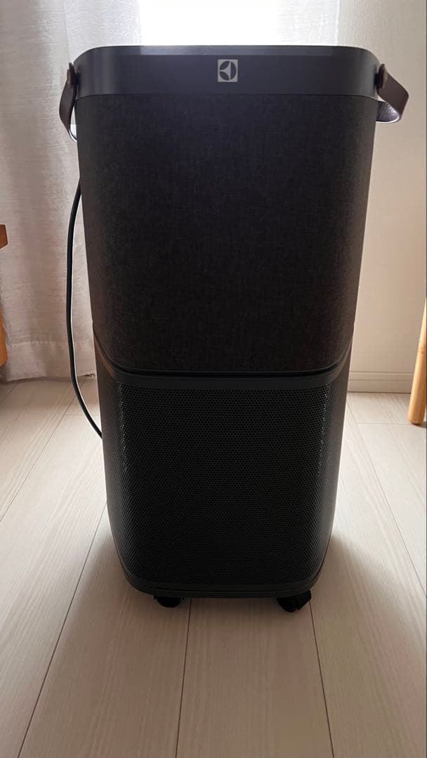 Electrolux・PUREA9・空気清浄機・ダークグレー・最大37畳