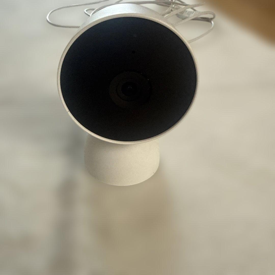 Google nest cam グーグル屋内用カメラ・電源アダプター式・第2世代