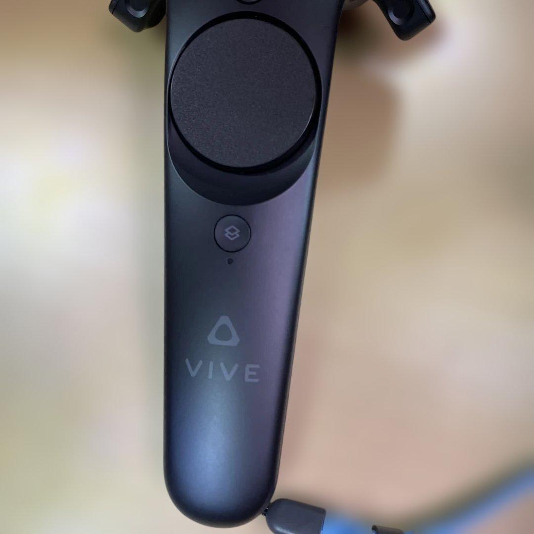 htc viveコントローラー2点セット　動作確認済み　清掃済み