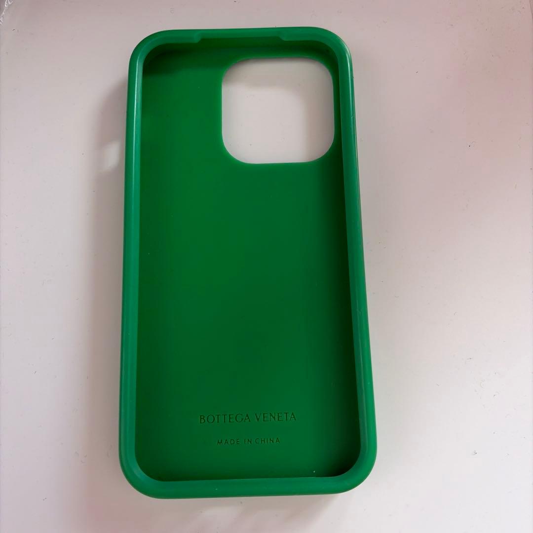 Bottega Veneta 緑色 iPhoneケース14pro