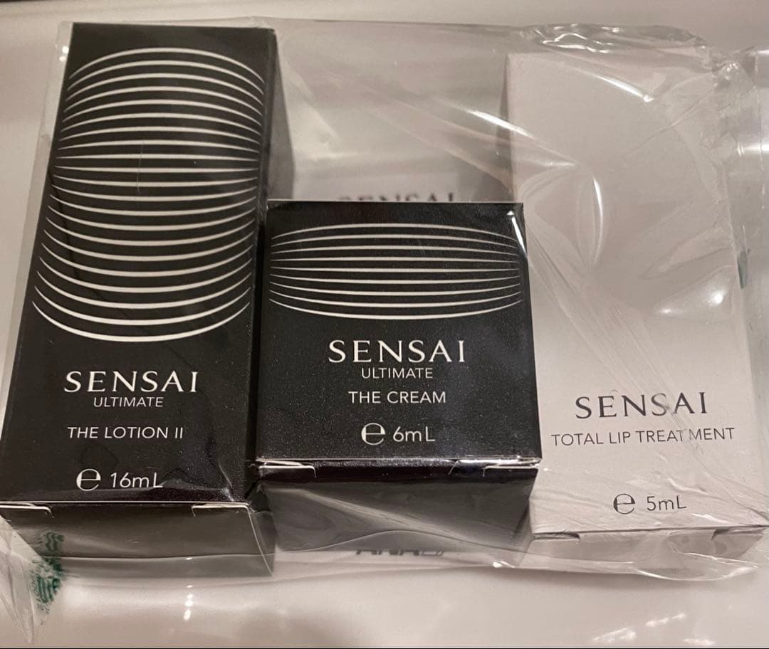 SENSAI　UTMシリーズ　トライアルセット　ファーストクラス　２セット