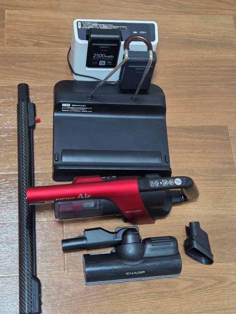 SHARP コードレスサイクロン掃除機 EC-AR7-P RACTIVE Air