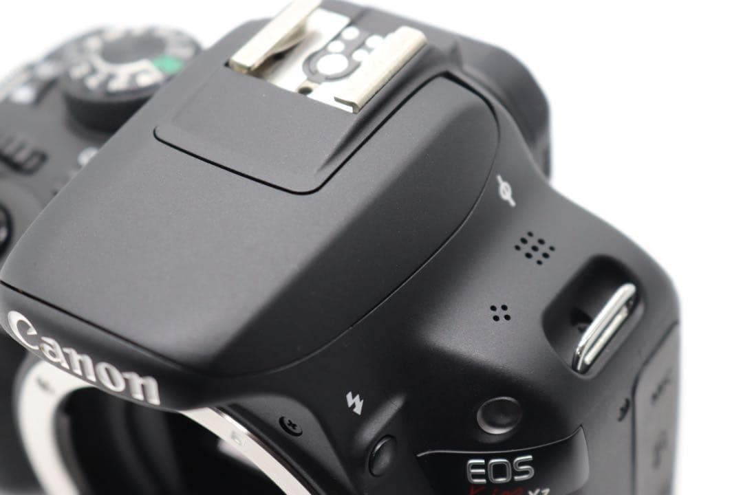 美品 【Canon EOS Kiss X7 ダブルレンズセット】 安心保証あり