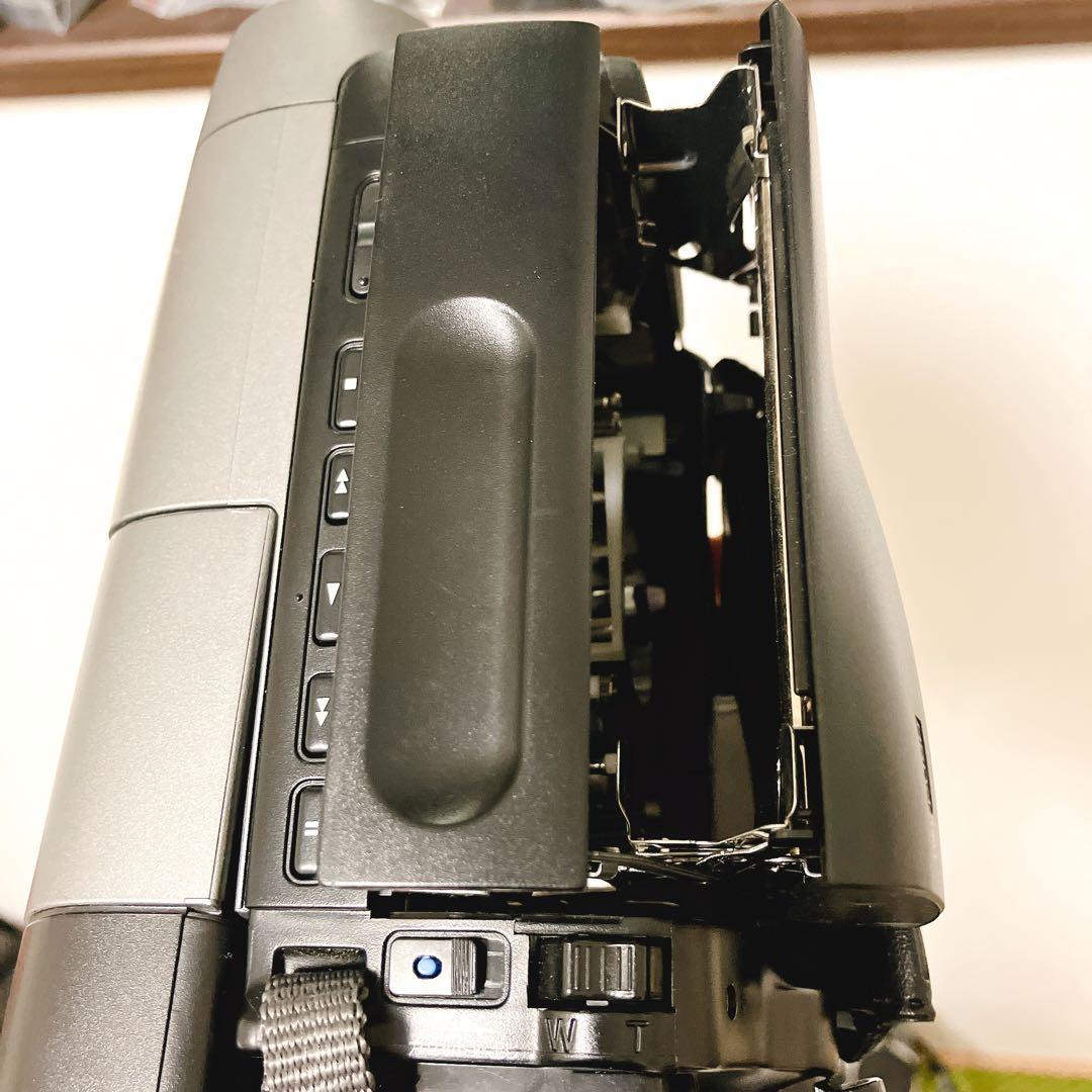 ビデオカメラ SONY Video8 Handycam CCD-TRV11
