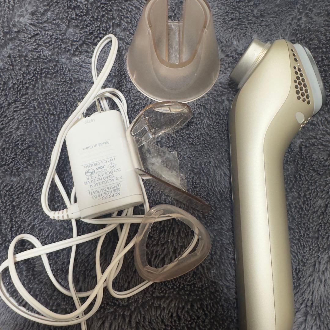Panasonic パナソニック イオンブースト イオン美顔器 EH-ST99