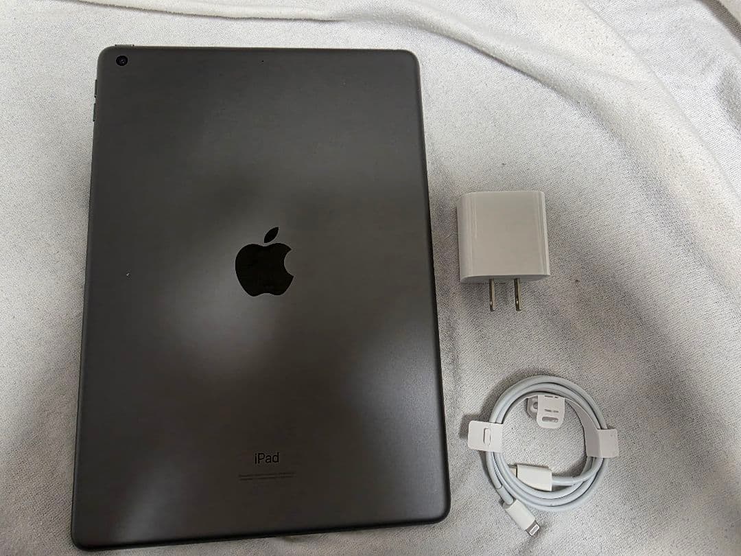 iPad (第9世代)/64GB/バッテリー100%