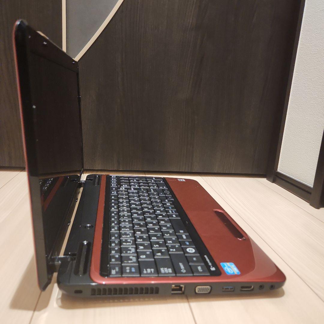 ⭐美品⭐　ノートパソコン　薄型　東芝　かわいいデザイン❗