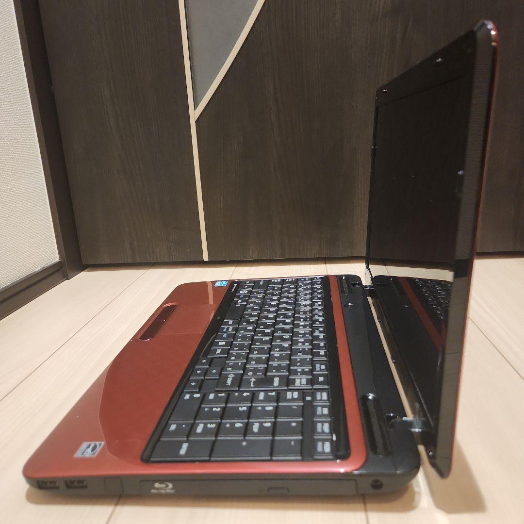 ⭐美品⭐　ノートパソコン　薄型　東芝　かわいいデザイン❗