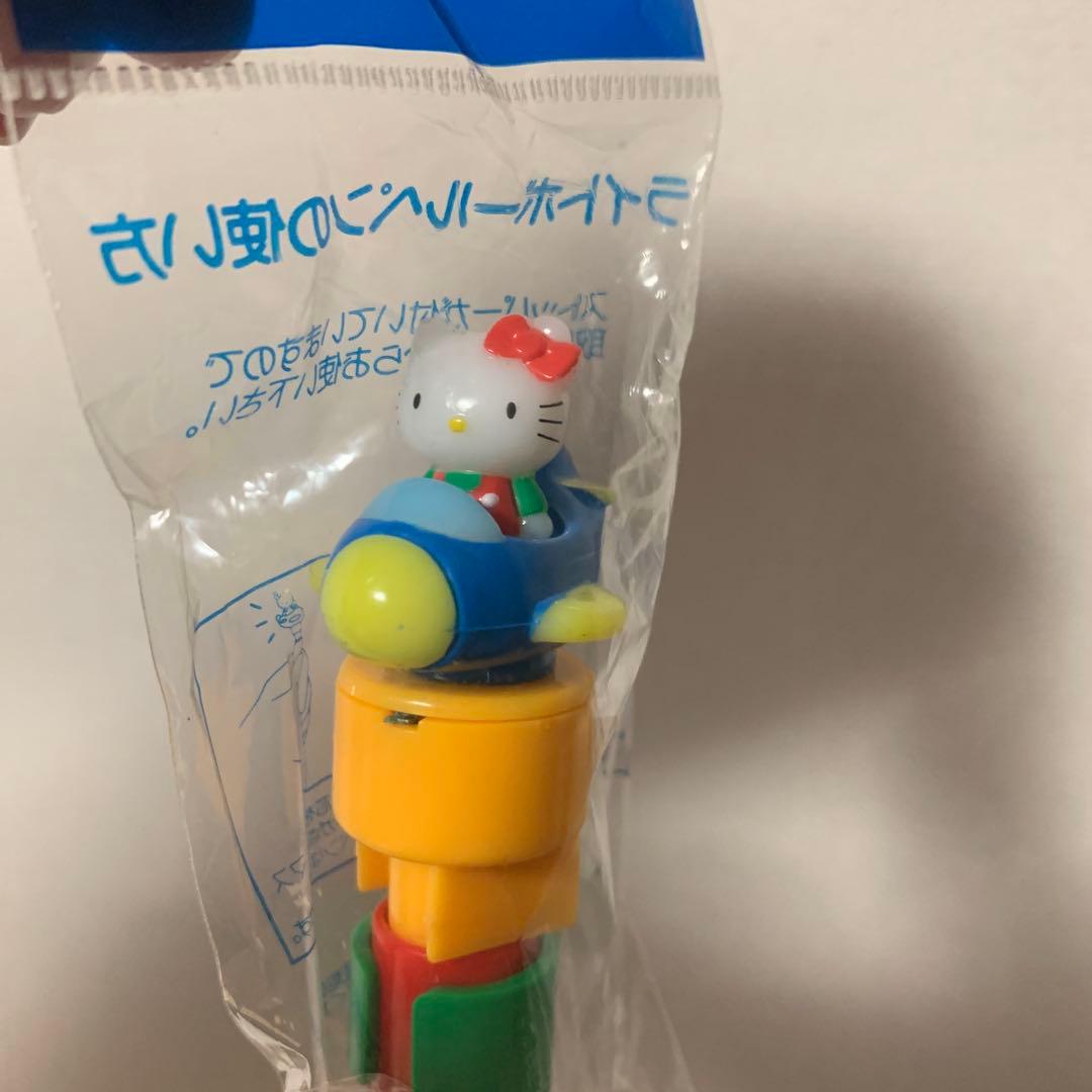 【新品未開封】激レア！キティちゃん＆ヒコウキ　光るライトボールペン