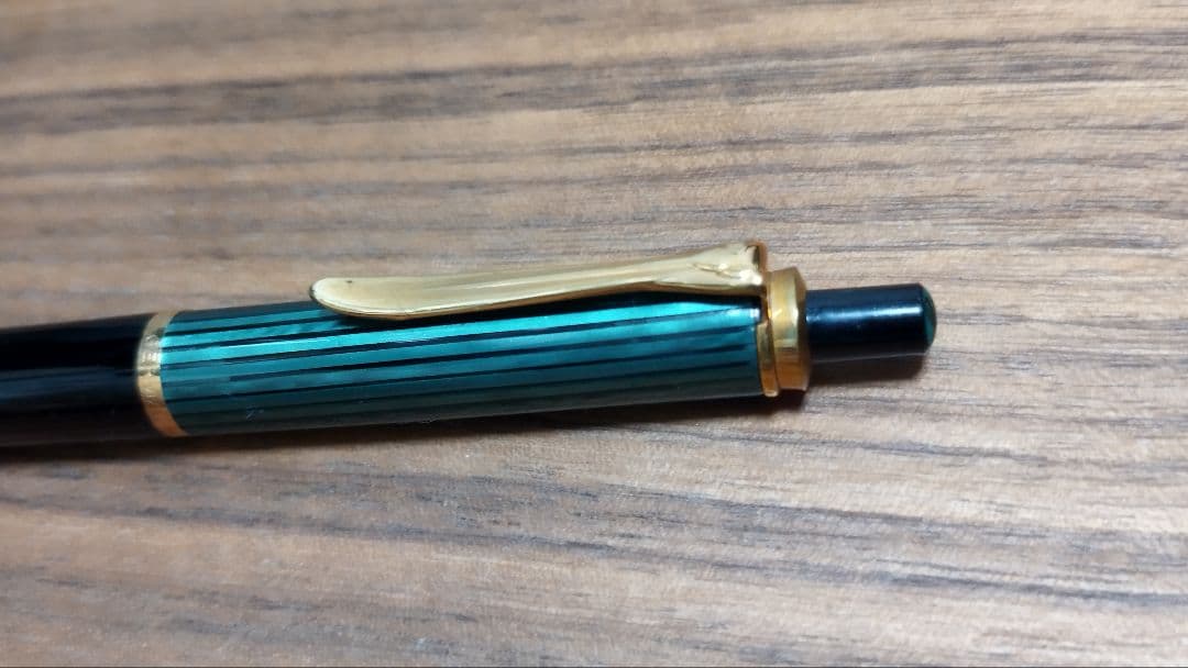Pelikan ペリカン スーベレーン k400 ボールペン グリーン 緑