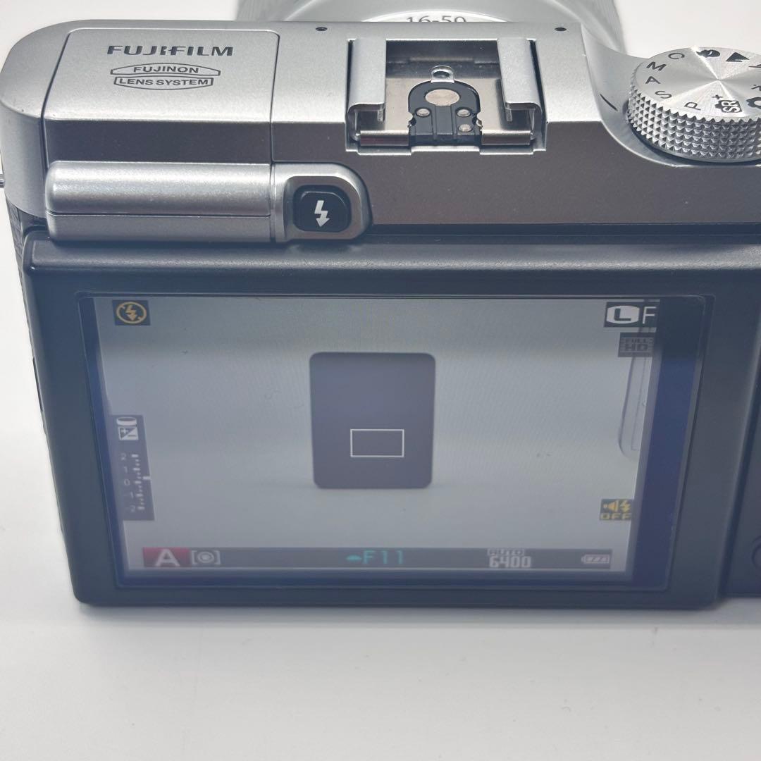 Fujifilm X-A1 ミラーレスカメラ 本体+レンズ