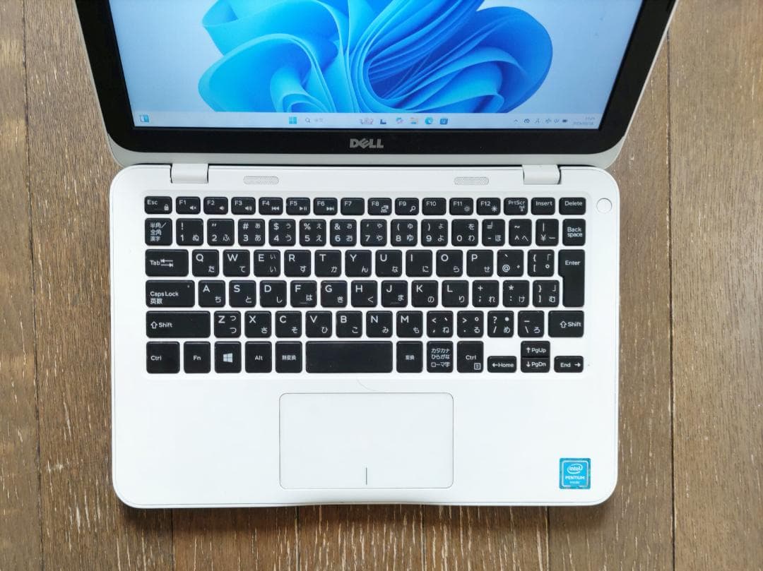 DELL 小型ノートPC　 Win11 　マイクロソフトオフィス　SSD