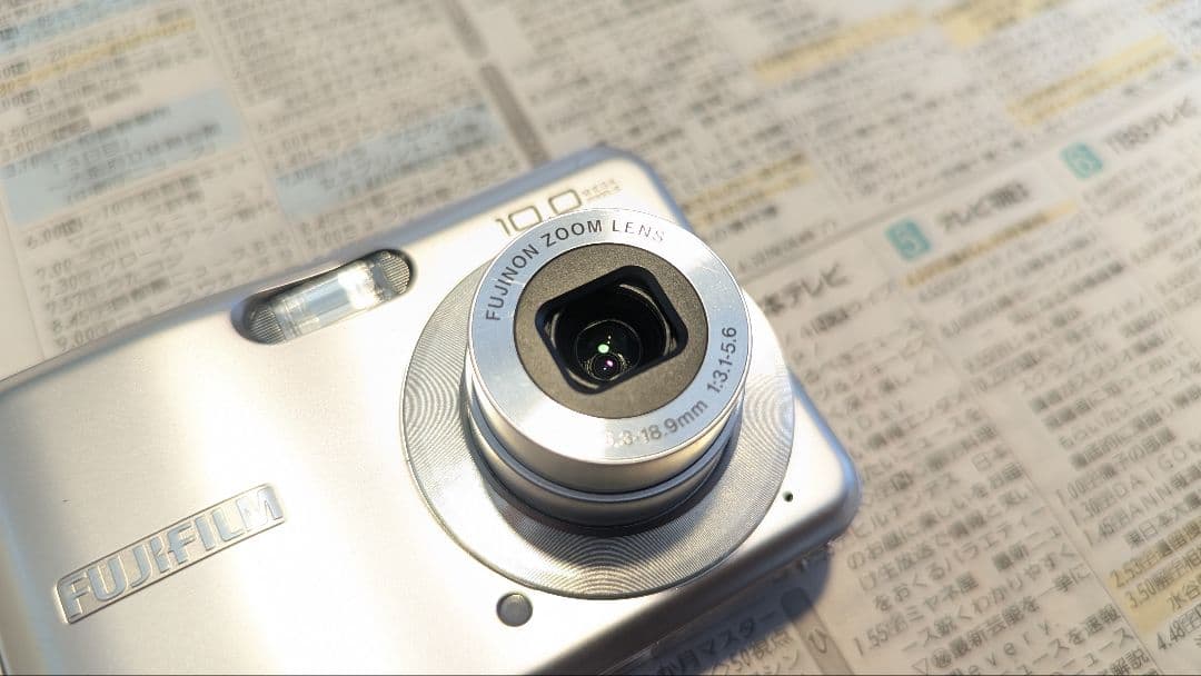 FUJIFILM A100 デジタルカメラ 単三電池 動作品