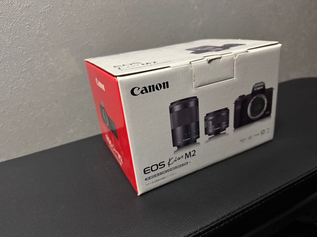 【美品】Canon EOS Kiss M2 ダブルズームキット ミラーレス一眼