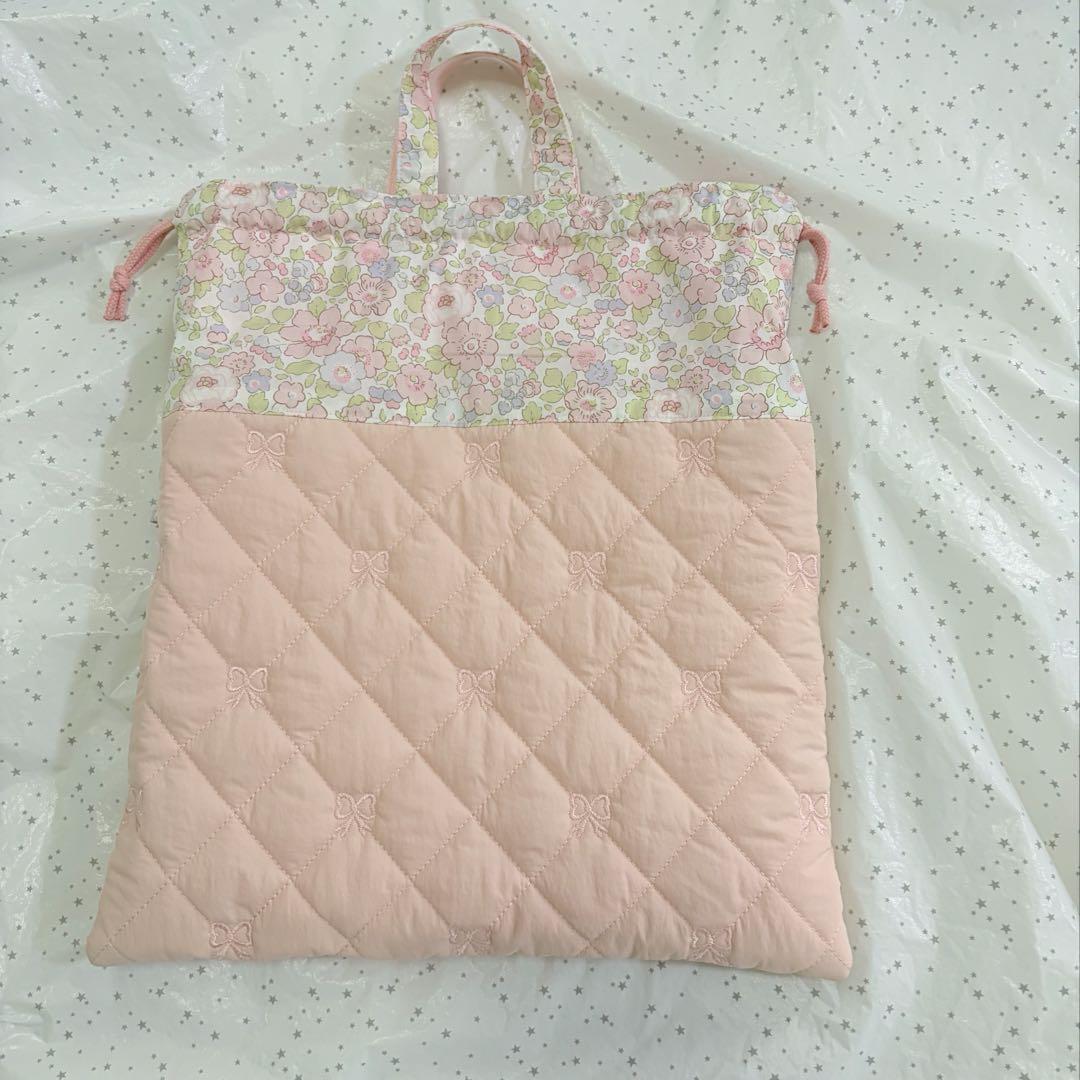 ベッツィ×リボン刺繍キルト　レッスンバッグ上履き入れ体操服袋　ハンドメイド