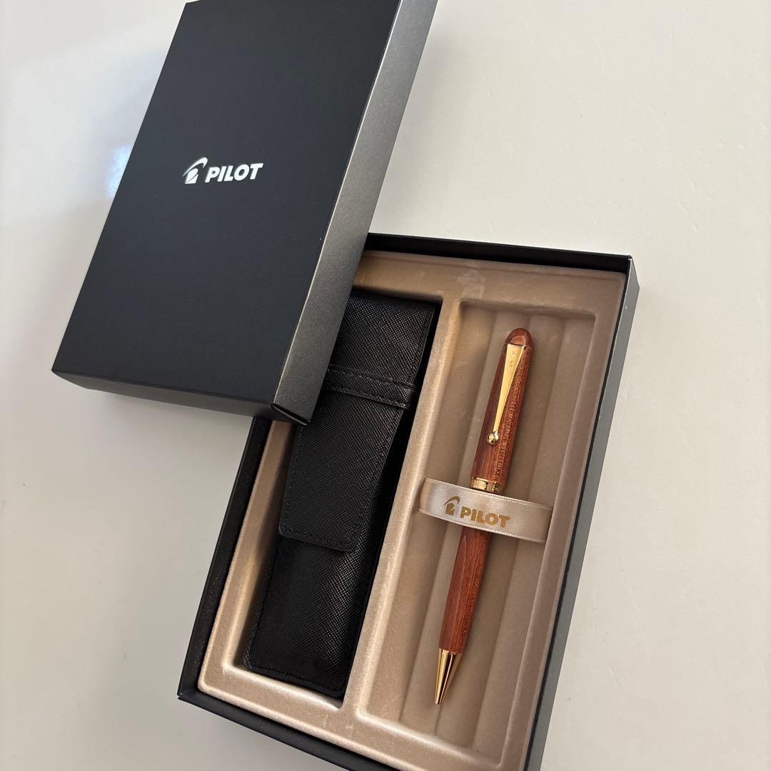 【未使用】PILOT パイロット　カスタム カエデ　木製　ボールペン　ケース付き