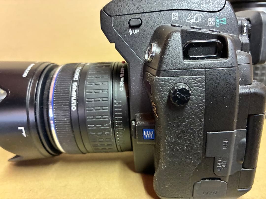 OLYMPUSデジタル一眼レフ　E-3