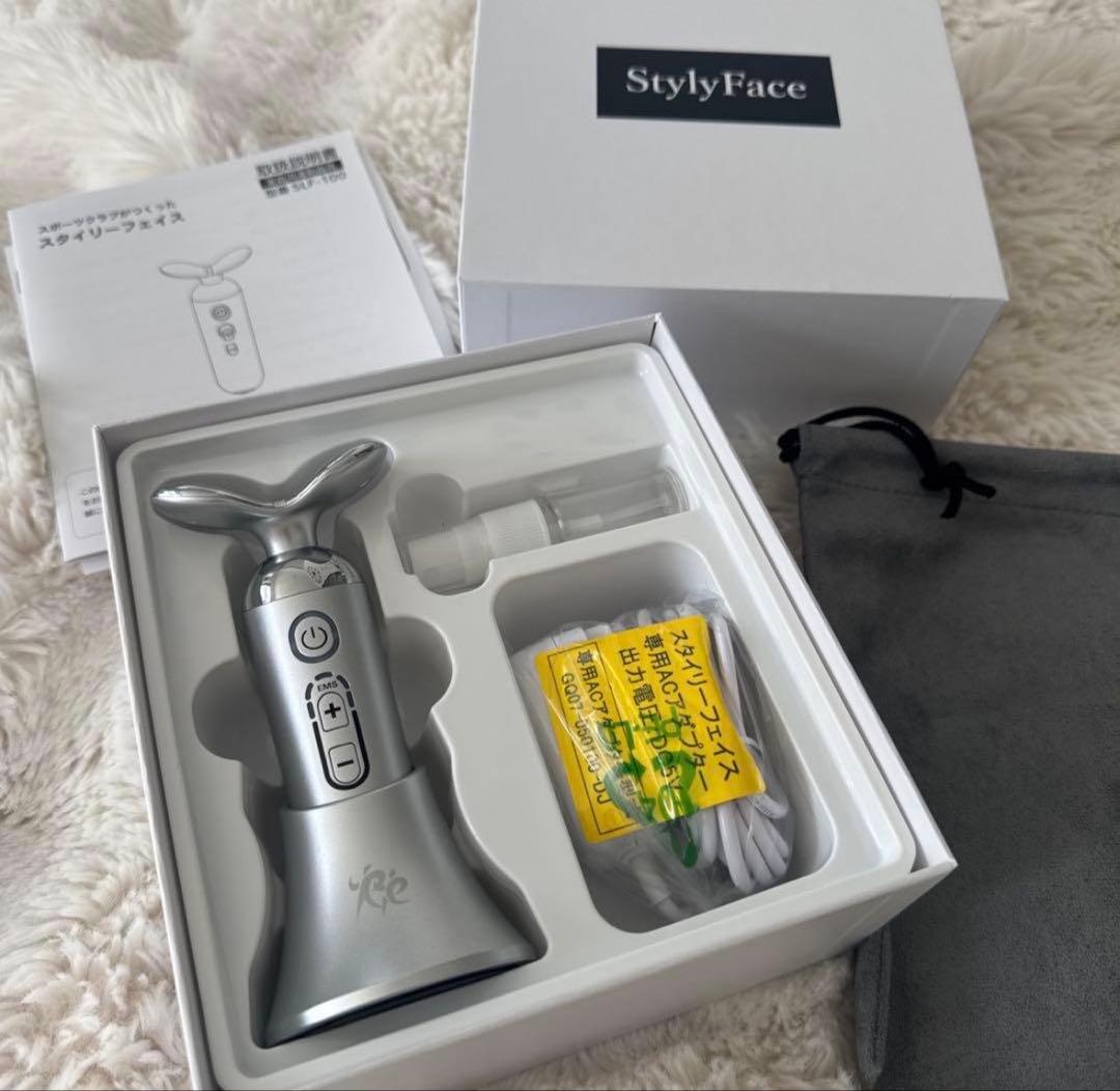 ルネサンス　スタイリーフェイス　StylyFale　EMS 美顔器