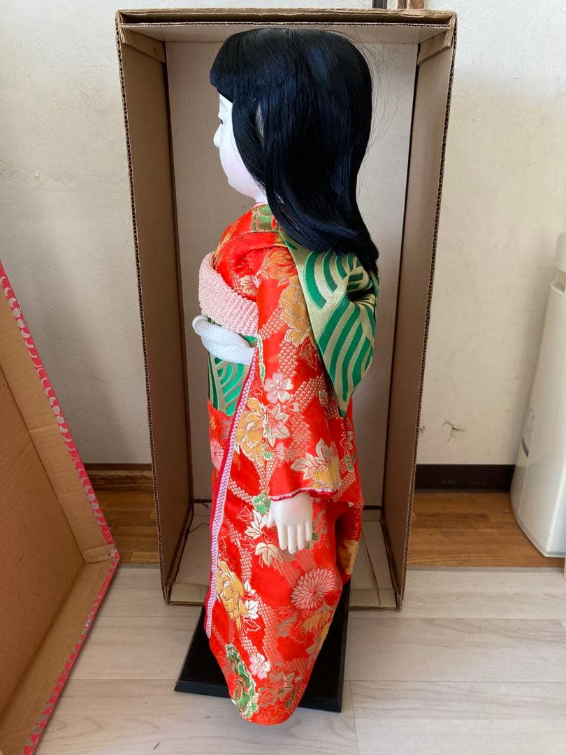 新品☆希少☆市松人形30号【金襴総柄】赤色花柄着物 約82cm 日本人形